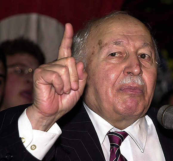 Necmettin Erbakan vefat etti