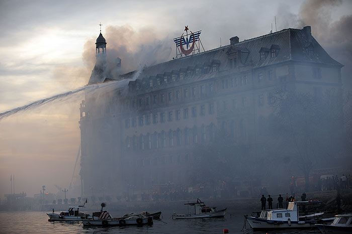 Haydarpaşa Garında yangın