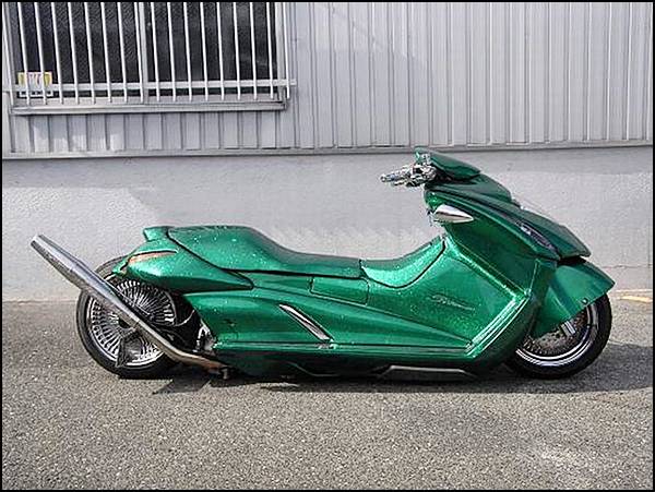 Japon işi scooterlar