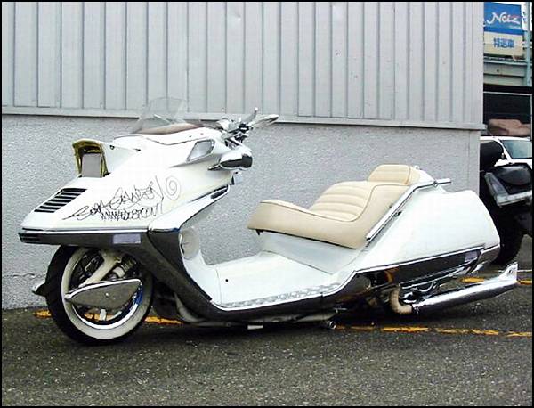 Japon işi scooterlar