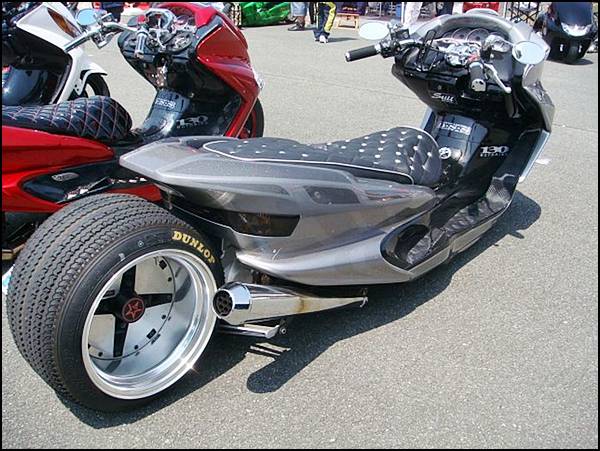 Japon işi scooterlar
