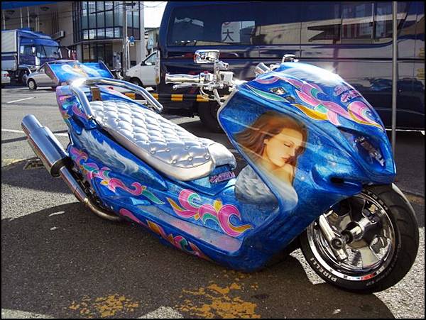 Japon işi scooterlar