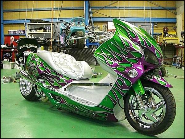 Japon işi scooterlar