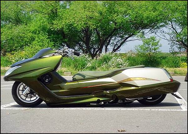 Japon işi scooterlar