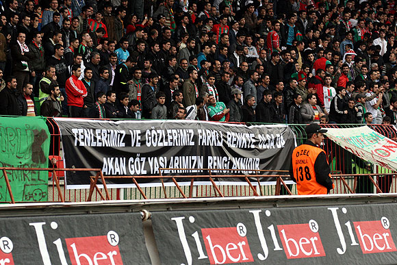 Diyarbakır-Bursa maçında gerginlik