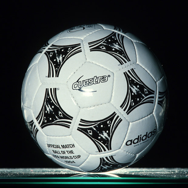 Dünya kupalarının resmi futbol topları
