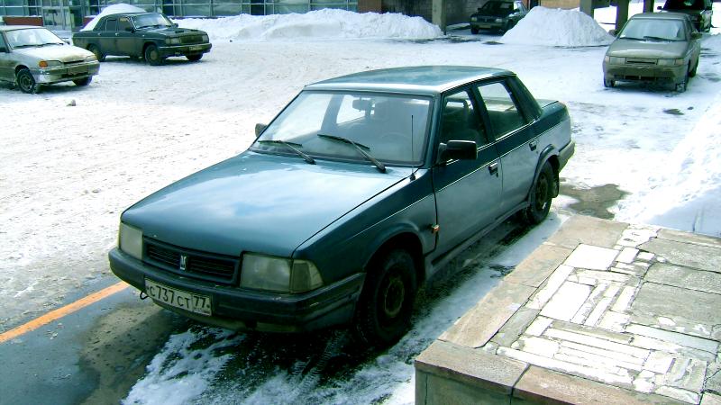 Moskvich... Tank gibi araba