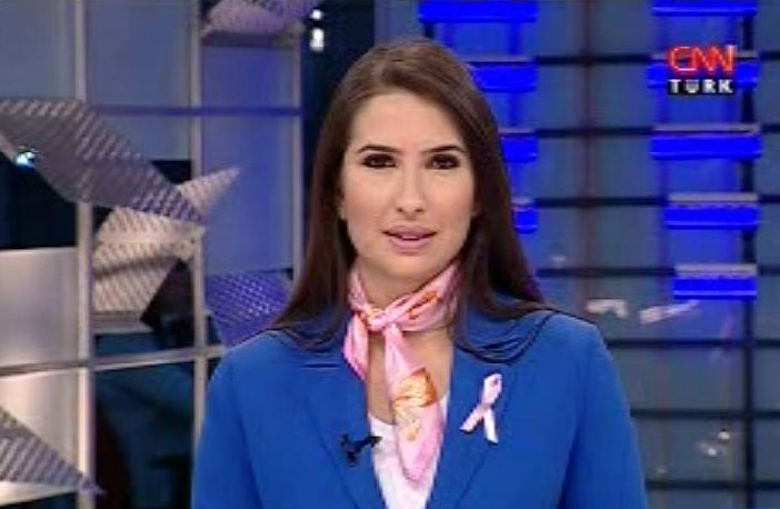 Pembe CNN TÜRK Meme Kanserine dikkat çekti