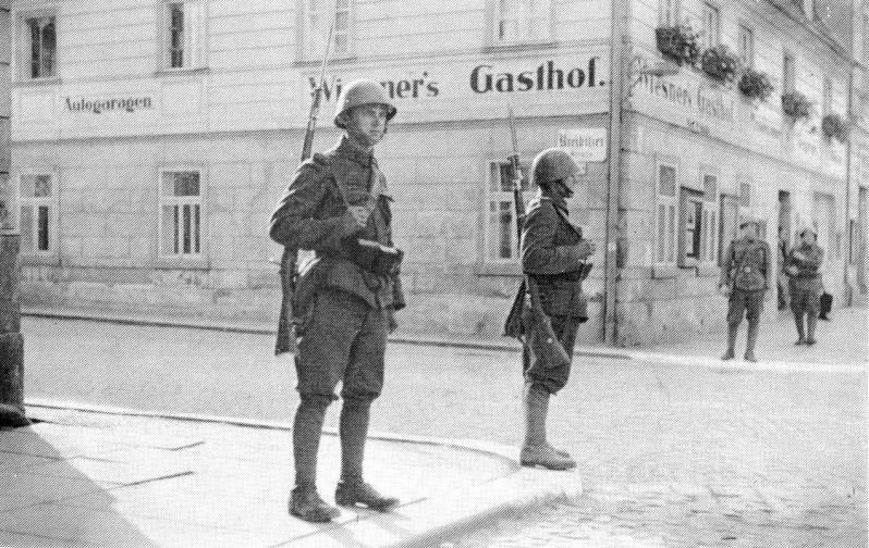 Hitler, Çekoslovakyayı böyle parçaladı