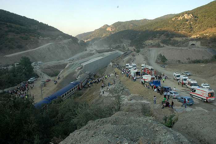 Bozüyükte tren kazası