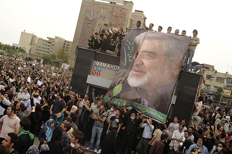 İranda sessiz protesto