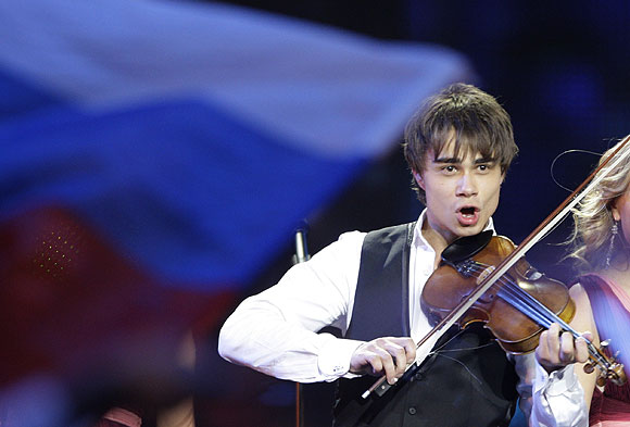 Alexander Rybak müzik listelerini alt üst etti