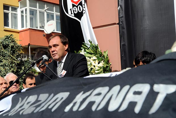 Kazım Kanata veda