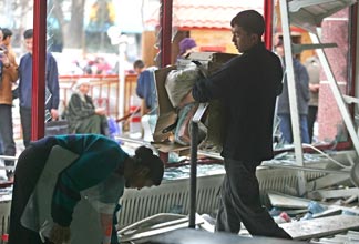 Kırgızistan durulmaya başladı