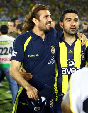 Fenerbahçe 100üncü yılda şampiyon