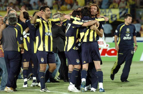 Fenerbahçe 100üncü yılda şampiyon