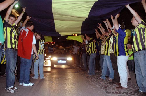 Fenerbahçe 100üncü yılda şampiyon