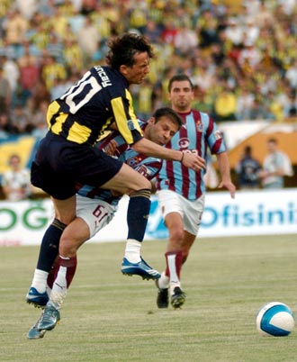 Fenerbahçe 100üncü yılda şampiyon