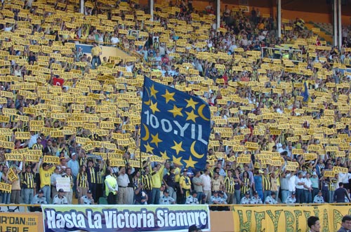 Fenerbahçe 100üncü yılda şampiyon
