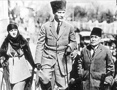 Atatürk için ne dediler