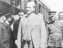 Atatürk için ne dediler