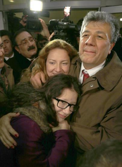 Balbayın çocuklarına kavuşma anı