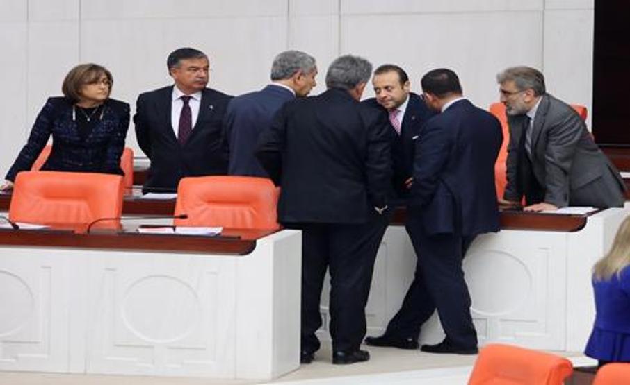 Meclis karıştı
