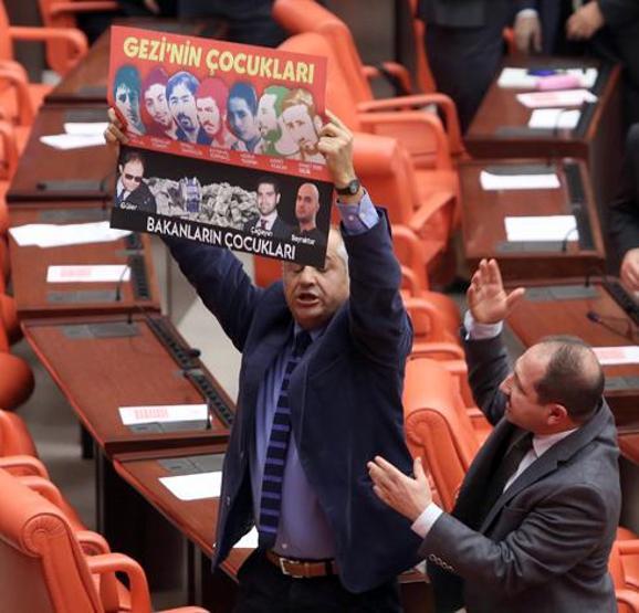 Meclis karıştı