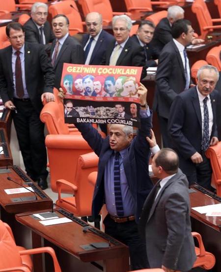 Meclis karıştı