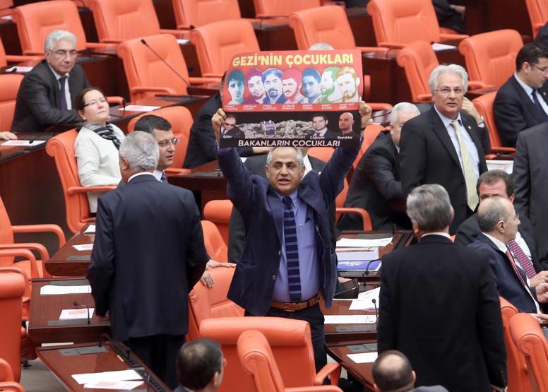 Meclis karıştı