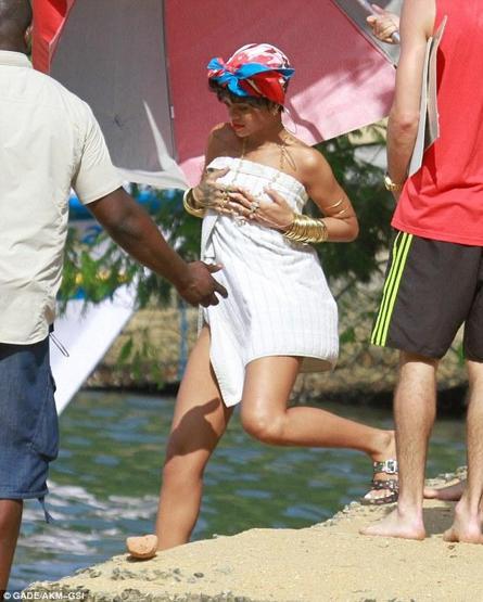 Rihanna nefes kesti
