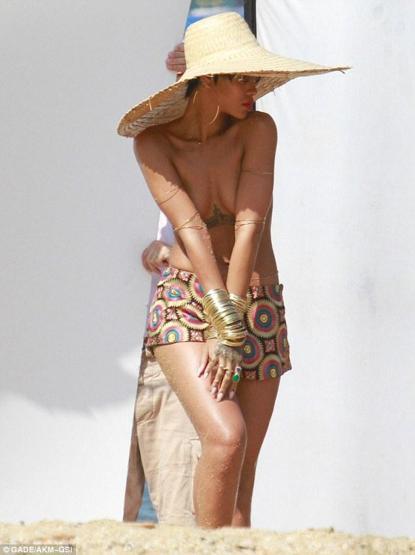 Rihanna nefes kesti