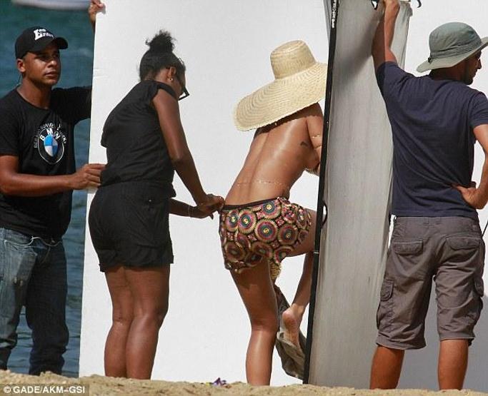 Rihanna nefes kesti