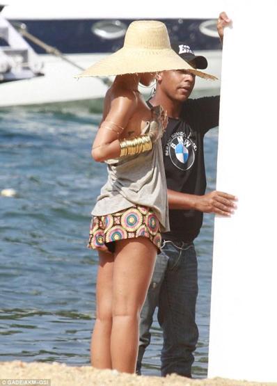 Rihanna nefes kesti