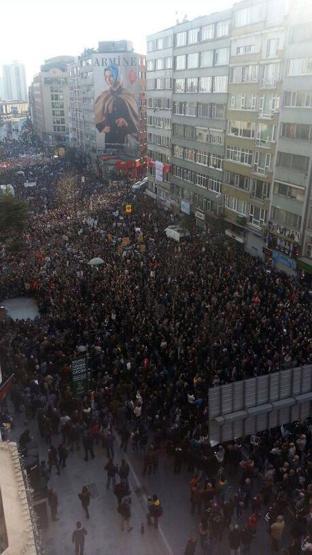 On binler Hrant Dink için yürüdü