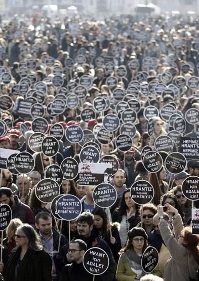 On binler Hrant Dink için yürüdü