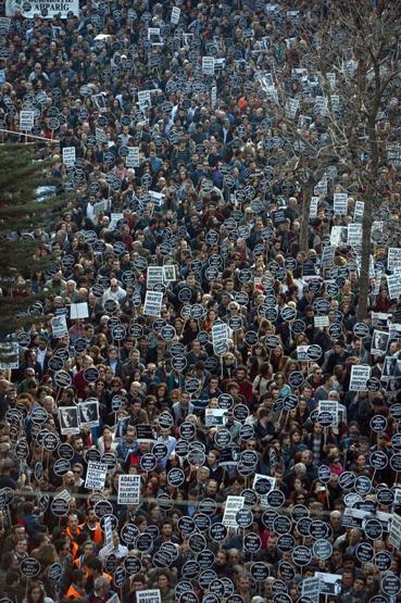 On binler Hrant Dink için yürüdü