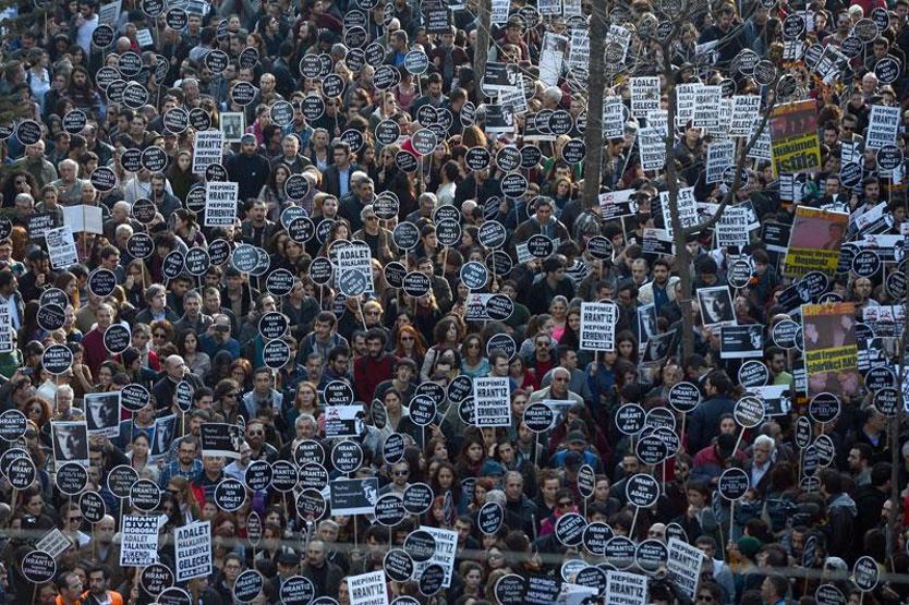 On binler Hrant Dink için yürüdü