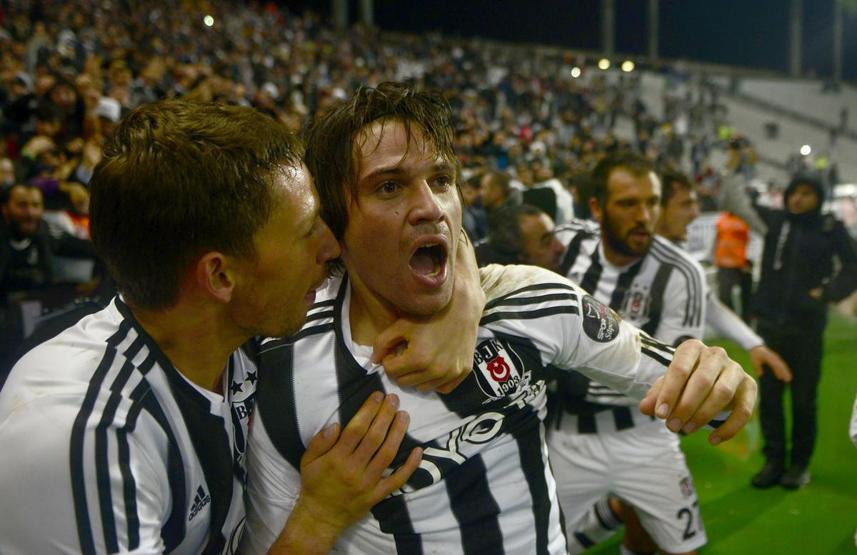 Beşiktaş son dakikada güldü