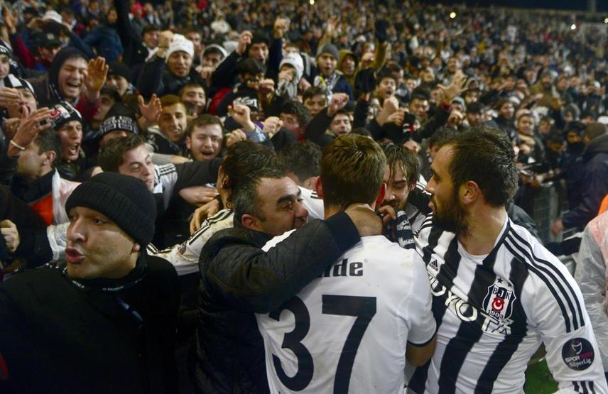 Beşiktaş son dakikada güldü