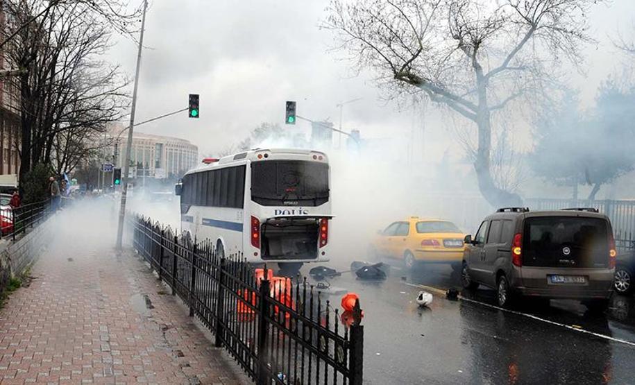 Berkin Elvan için toplananlara polis müdahalesi