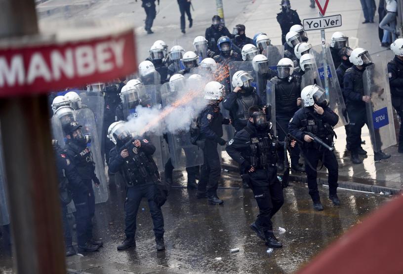 Şişli ve Taksimdeki müdahaleden görüntüler