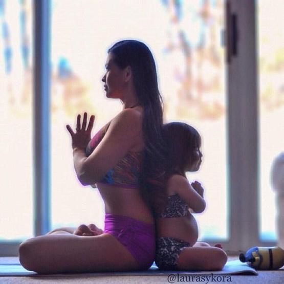 Analı kızlı yoga