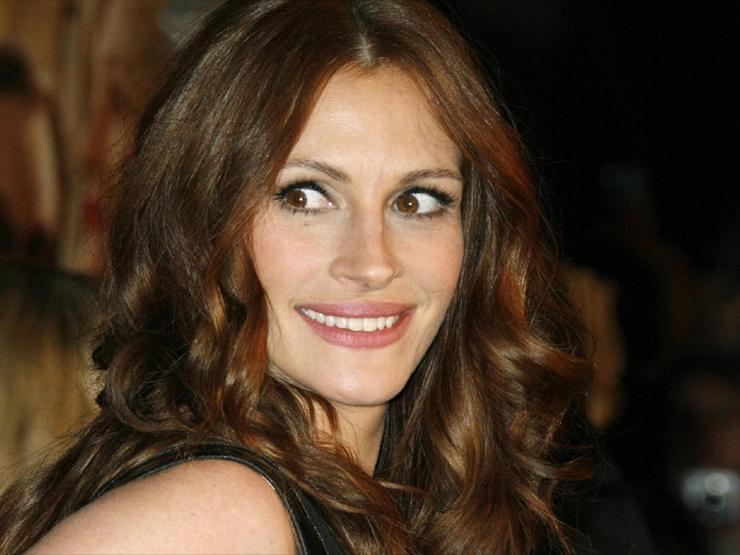 Yılın en güzel kadını Julia Roberts
