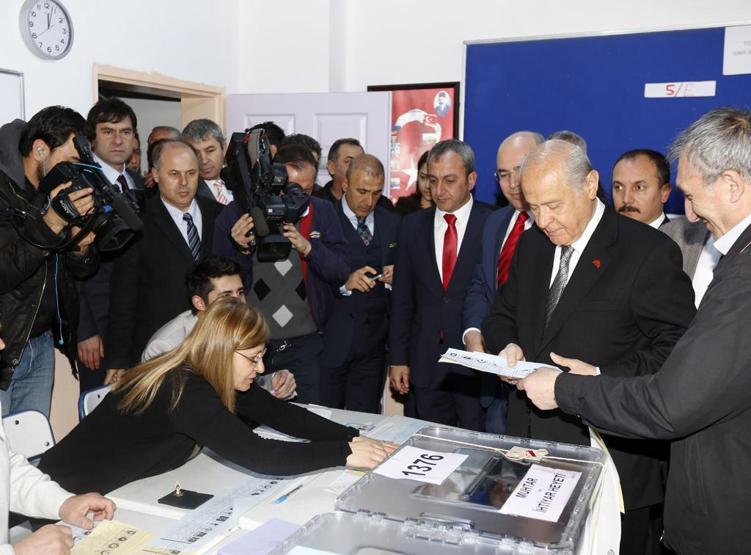 Liderler sandık başında