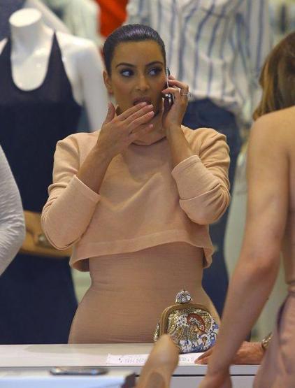 Kardashian alışverişte