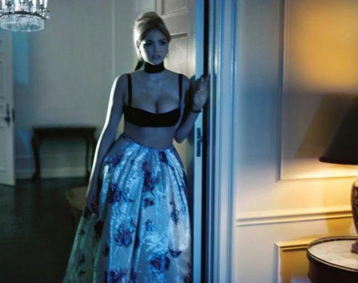 Kate Upton göğüslerinden memnun değil