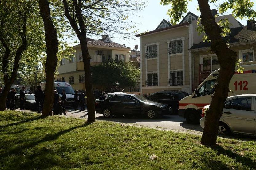 Eski vekilin aracına silahlı saldırı