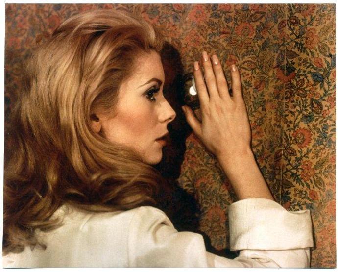 Catherine Deneuve: Gençlik bitince sinema bitmiyor