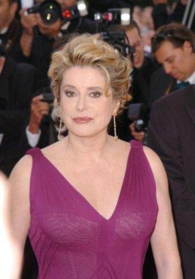 Catherine Deneuve: Gençlik bitince sinema bitmiyor